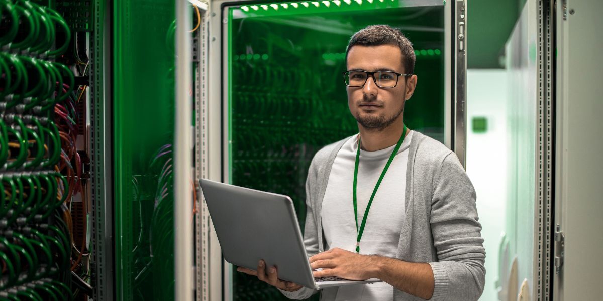 Samtech Building How to Build a Networking and IT Infrastructure Setup?